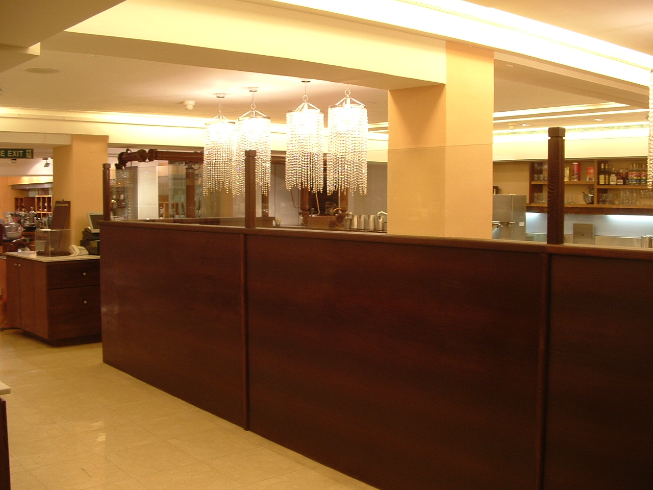 Elgin-avenue-and-Harrods-chocolate-bar-014