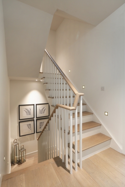W-Pk-Rd-380-Stairs2