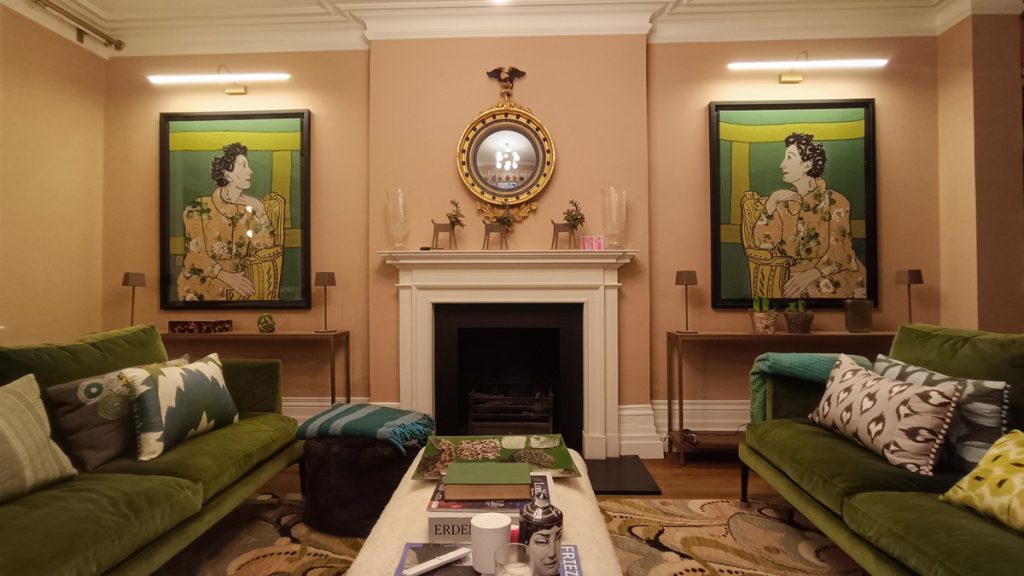 Kensington Apartment